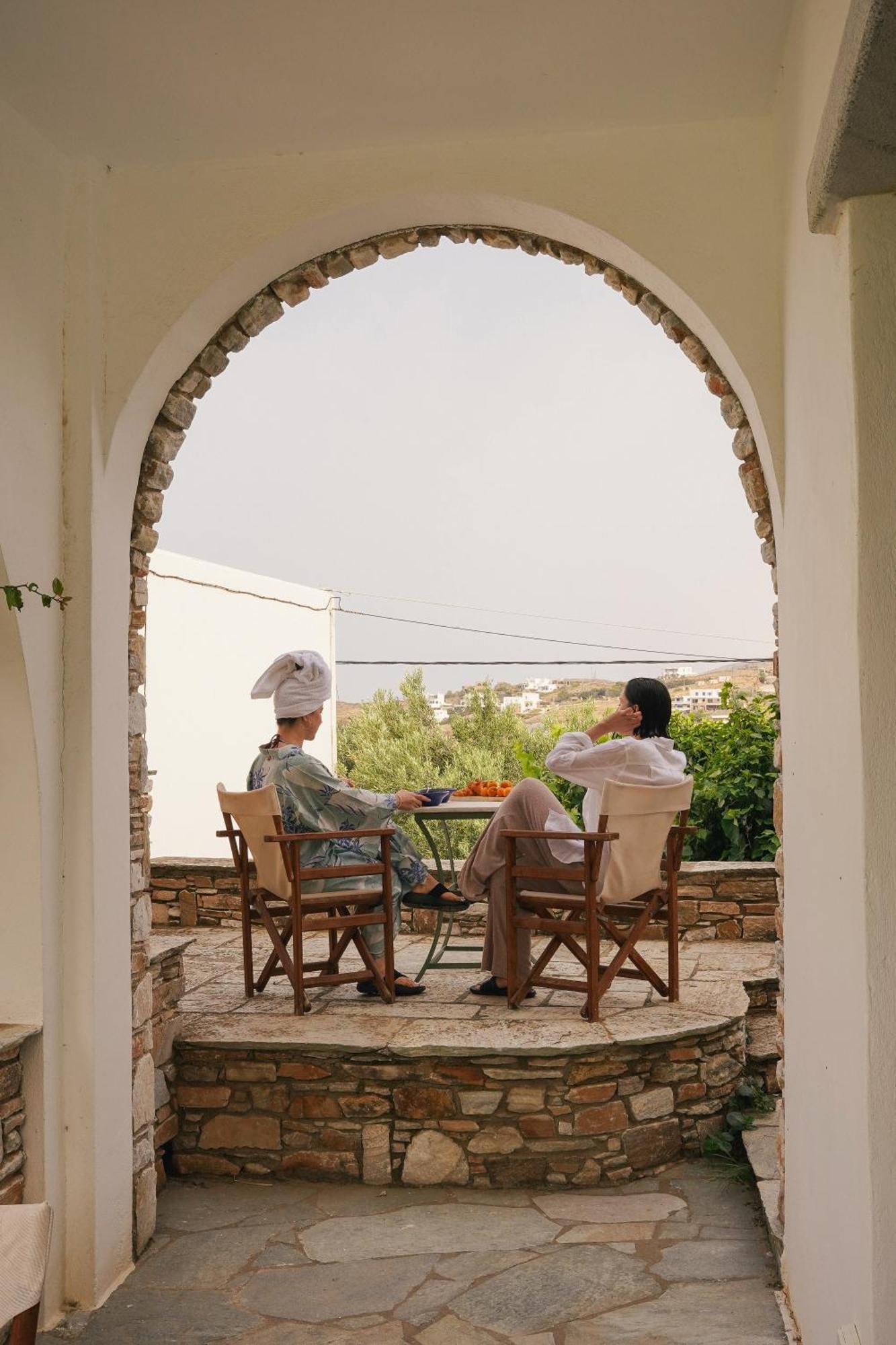 Romano Garden House - Land Tales Agios Romanos Dış mekan fotoğraf